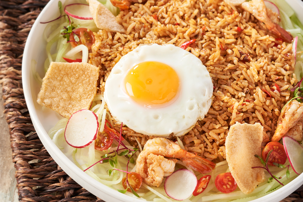 Nasi goreng with Prawns Crackers